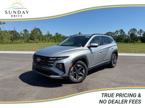 Used 2025 Hyundai Tucson SEL FWD image 1
