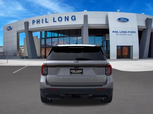 New 2026 Ford Explorer ST-Line w/ ST-Line Street Pack AWD/4WD image 5