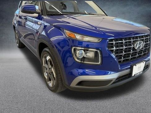 Used 2025 Hyundai Venue SEL FWD image 62