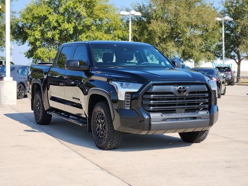 Used 2026 Toyota Tundra SR5 AWD/4WD image 3
