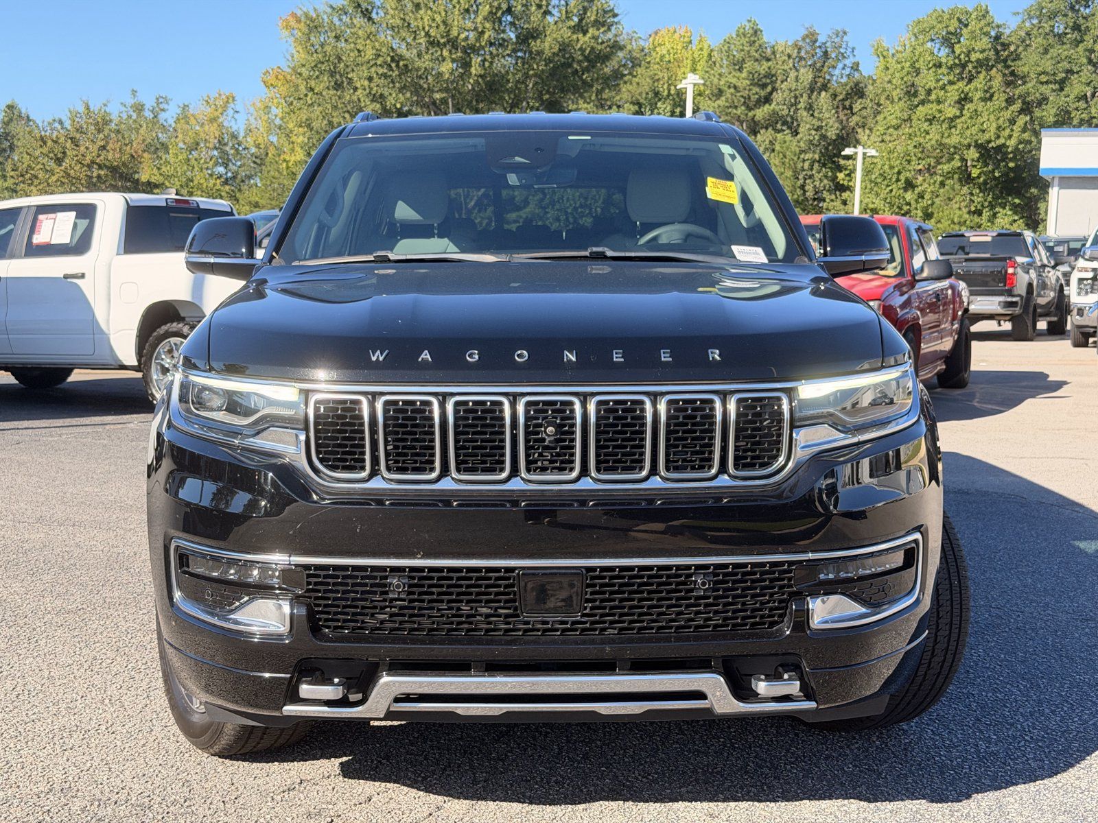 Used 2024 Jeep Wagoneer L Series III w/ Rear Seat Video Group 1 AWD/4WD image 6