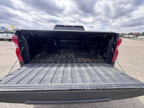 Used 2020 Chevrolet Silverado 1500 LT w/ All-Star Edition AWD/4WD image 9