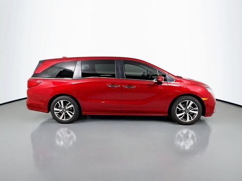 Used 2023 Honda Odyssey Touring image 4