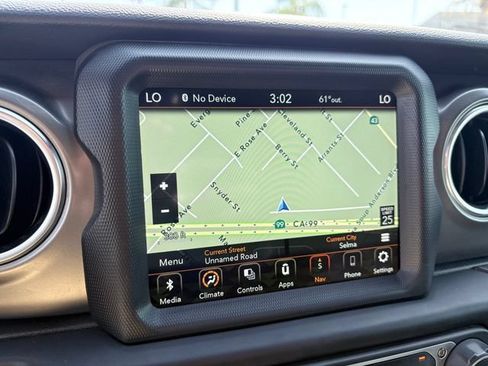 Used 2023 Jeep Wrangler Unlimited Rubicon 4xe AWD/4WD image 20