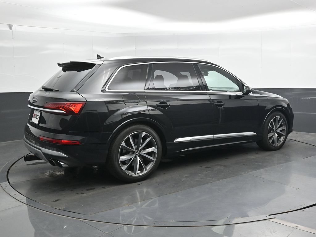 Used 2022 Audi SQ7 Prestige w/ Prestige Package AWD/4WD image 2