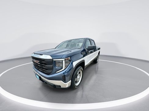 Used 2023 GMC Sierra 1500 Pro w/ Pro Value Package AWD/4WD image 4