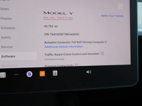 Used 2022 Tesla Model Y Performance AWD/4WD image 16