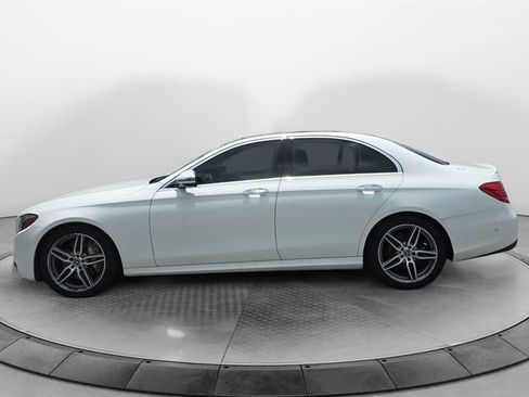 Used 2018 Mercedes-Benz E 300 image 2