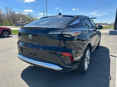 Used 2025 Buick Envista Avenir FWD image 14