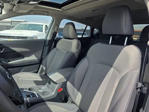 Certified 2025 Subaru Crosstrek 2.5i Premium AWD/4WD image 16