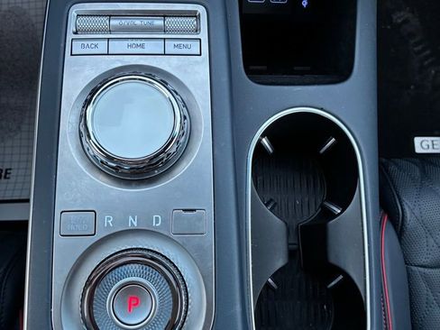 Used 2025 Genesis GV70 3.5T Sport w/ Sport Prestige Package image 36