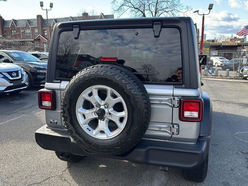 Used 2021 Jeep Wrangler Unlimited Islander image 8