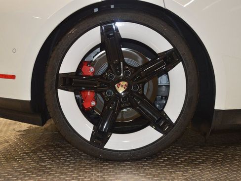 Used 2025 Porsche Taycan 4S AWD/4WD image 15