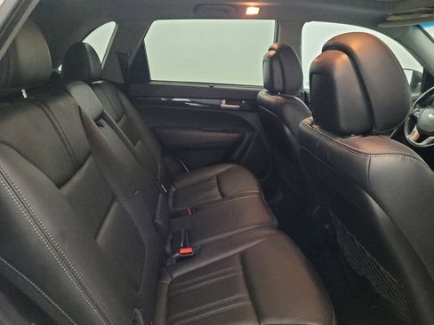 Used 2015 Kia Sorento EX w/ EX V6 Touring Package AWD/4WD image 19
