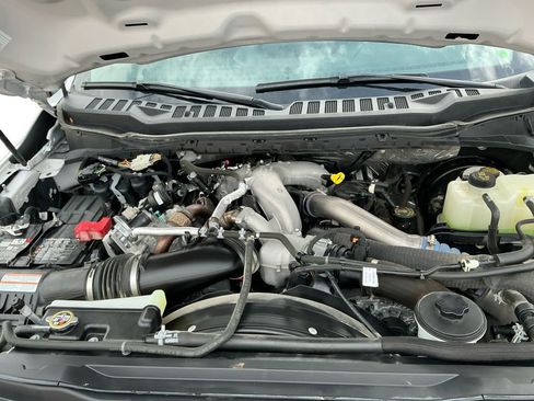 Used 2024 Ford F250 XLT image 24