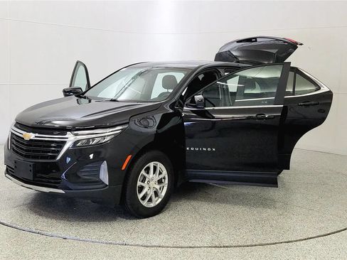Used 2024 Chevrolet Equinox LT w/ LPO, Floor Liner Package AWD/4WD image 10