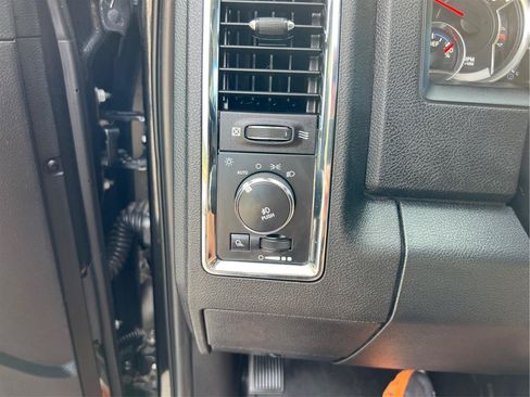 Used 2016 RAM 3500 Laramie w/ Cold Weather Group AWD/4WD image 20