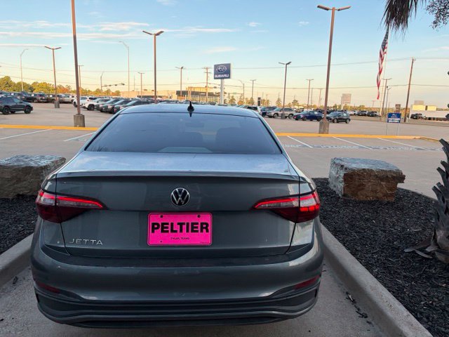 Used 2024 Volkswagen Jetta Sport FWD image 14