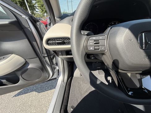 New 2026 Honda HR-V LX image 24