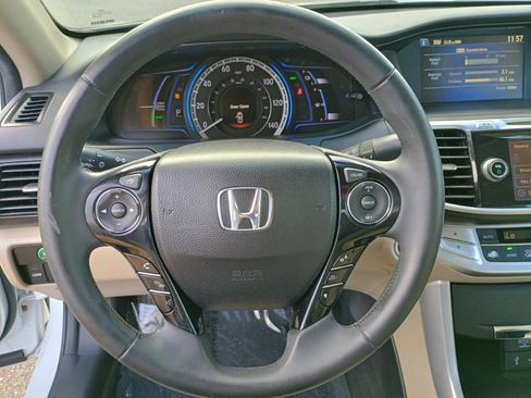 Used 2015 Honda Accord EX-L image 25