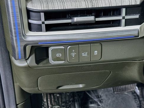 Used 2024 Hyundai Santa Fe Calligraphy AWD/4WD image 23