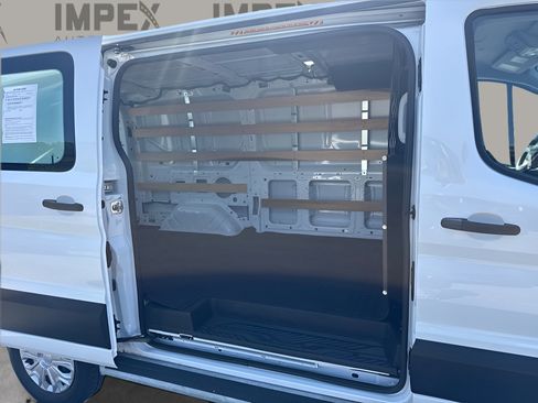 Used 2025 Ford Transit 250 Low Roof w/ Exterior Upgrade Package RWD image 20