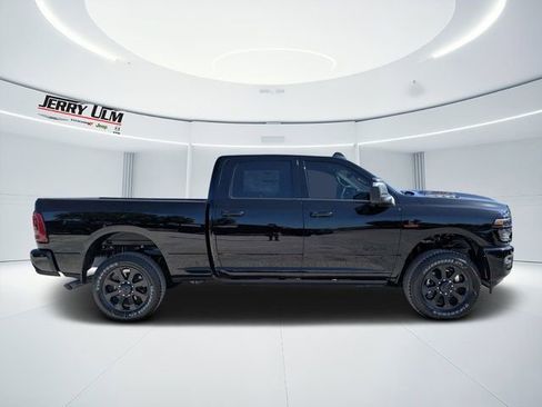 New 2026 RAM 2500 Laramie AWD/4WD image 2