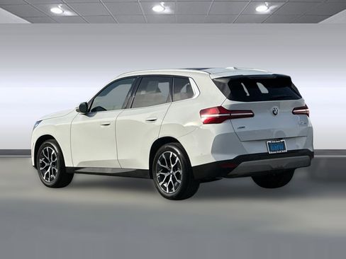 Used 2025 BMW X3 xDrive30i w/ Convenience Package image 3