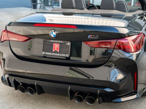 Used 2025 BMW M4 xDrive Competition w/ Executive Package image 6