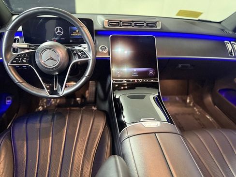Used 2023 Mercedes-Benz S 500 4MATIC w/ AMG Line image 11
