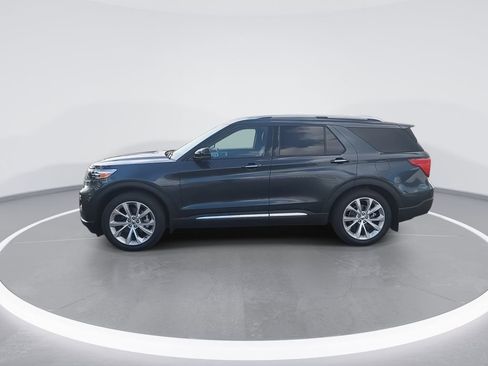 Used 2022 Ford Explorer Platinum w/ Equipment Group 601A RWD image 5