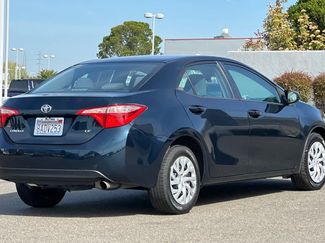 Used 2017 Toyota Corolla LE video 2
