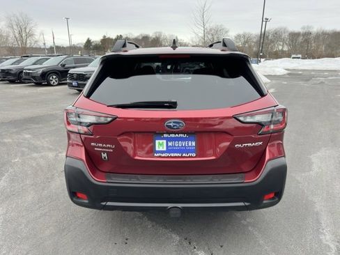 Used 2023 Subaru Outback Premium image 7
