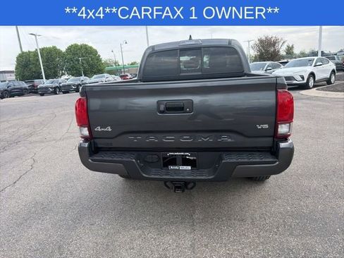 Used 2023 Toyota Tacoma SR AWD/4WD image 12