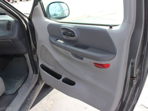 Used 2003 Ford F150 XL AWD/4WD image 12
