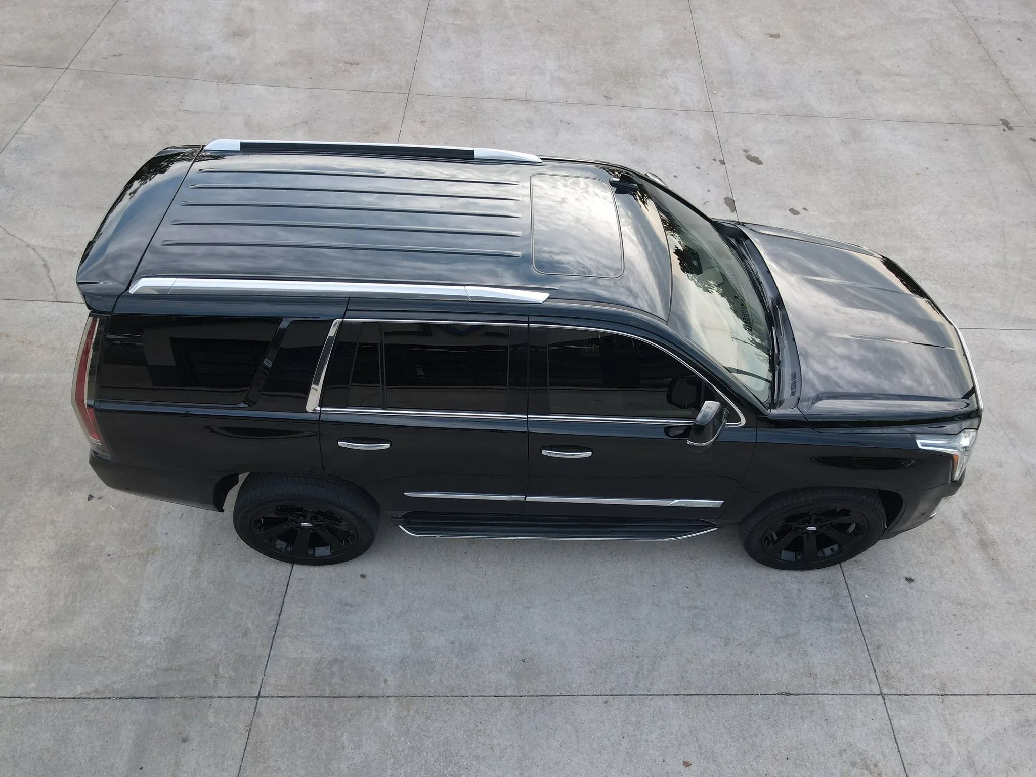 Used 2019 Cadillac Escalade Luxury AWD/4WD image 55