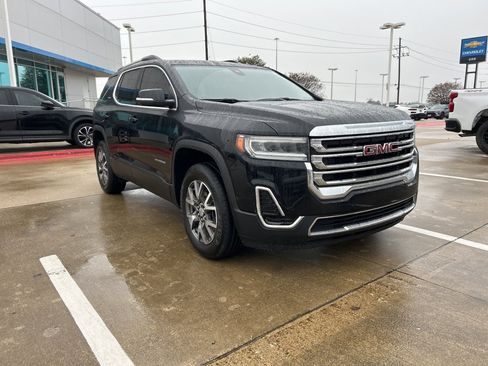 Used 2023 GMC Acadia SLE w/ Driver Convenience Package image 1