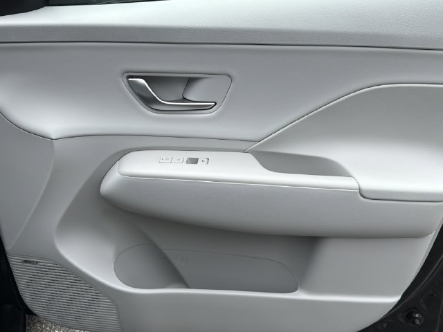 New 2026 Hyundai Kona Limited FWD image 16