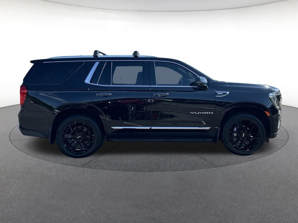 Used 2022 GMC Yukon SLT w/ SLT Luxury Package AWD/4WD image 7