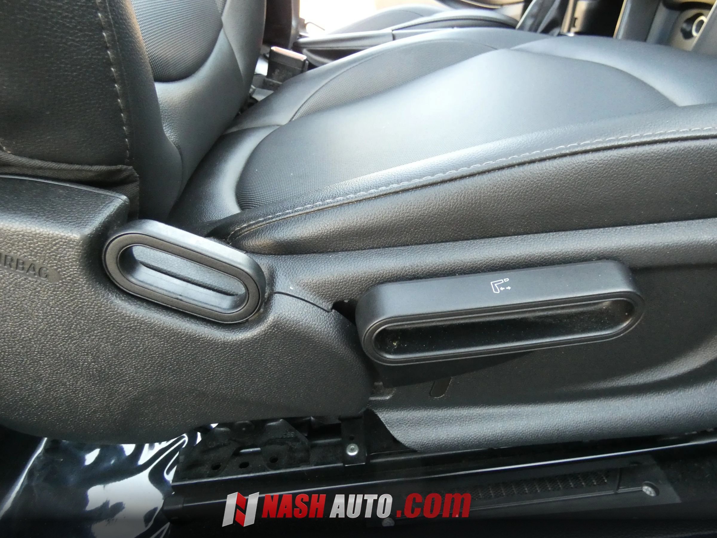 Used 2019 MINI Cooper Convertible FWD image 24