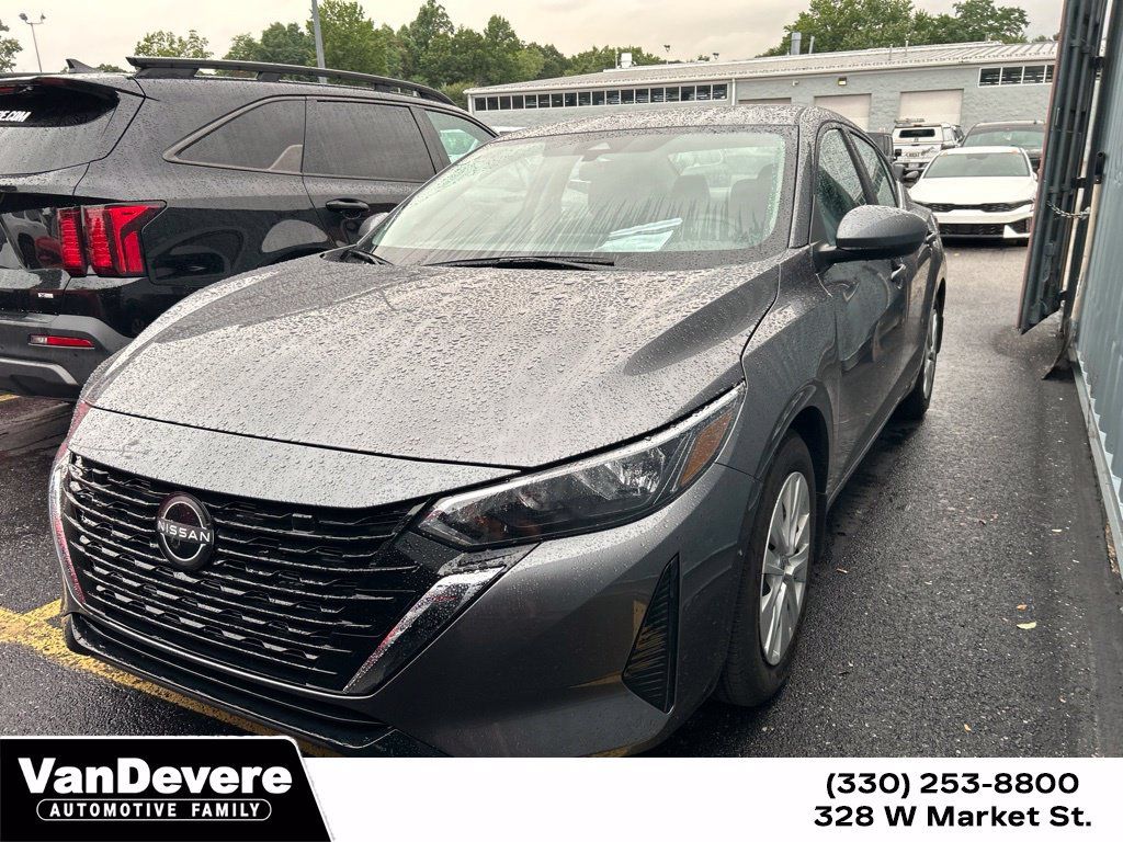 Used 2025 Nissan Sentra S FWD image 1