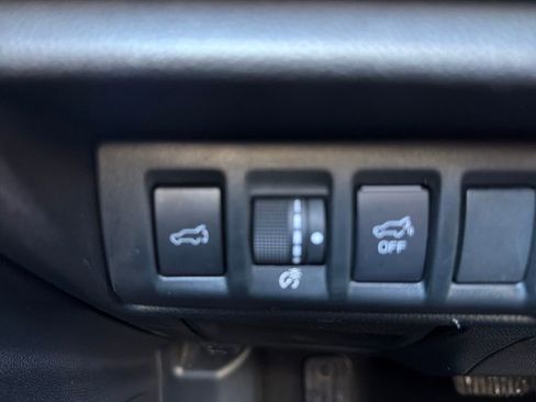 Used 2020 Subaru Outback Limited image 52