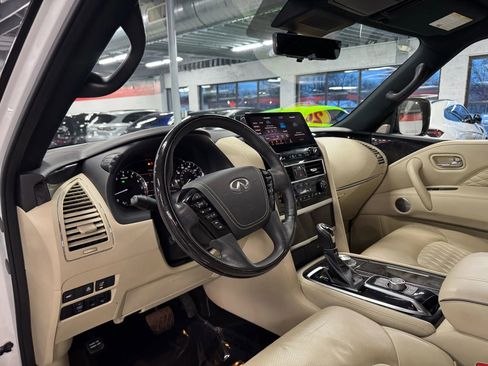 Used 2023 INFINITI QX80 Sensory w/ Cargo Package image 10