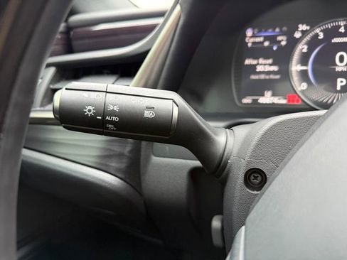 Certified 2021 Lexus ES 250 w/ Premium Package image 19