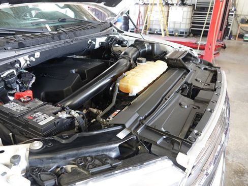 Used 2018 Ford F150 Lariat image 44