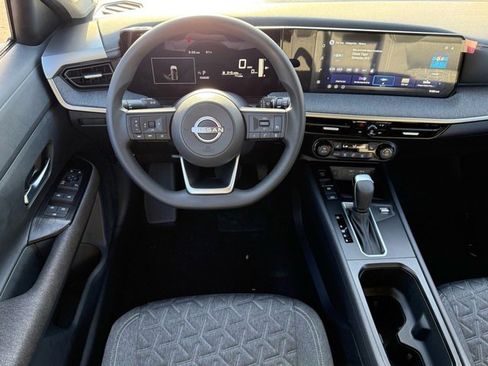 New 2026 Nissan Kicks SV w/ SV Premium Package FWD image 9