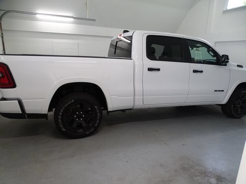 Certified 2025 RAM 1500 Big Horn AWD/4WD image 25
