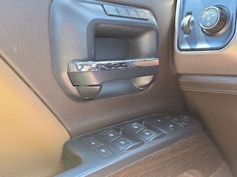 Used 2017 GMC Sierra 3500 Denali w/ Duramax Plus Package AWD/4WD image 11