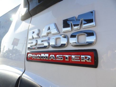 Used 2021 RAM ProMaster 2500 FWD image 9