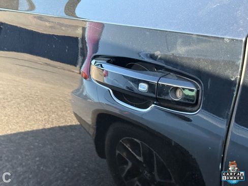 Used 2023 Chevrolet Tahoe Z71 w/ Luxury Package image 12